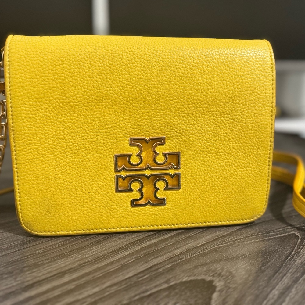 Beautiful Tory Burch Yellow Crossbody Bag